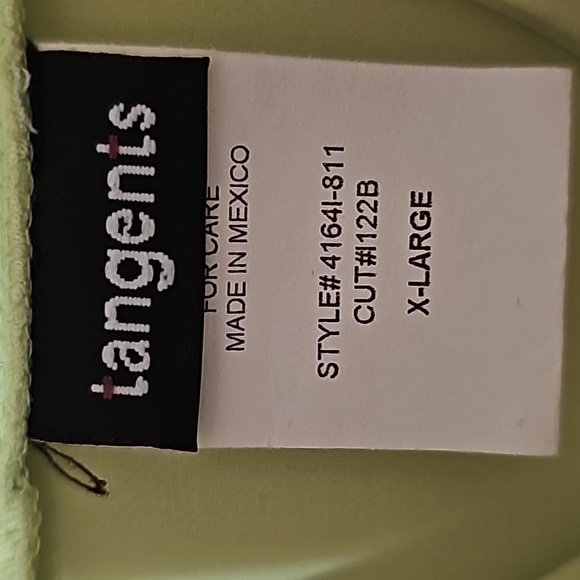 Green Top - Picture 2 of 3